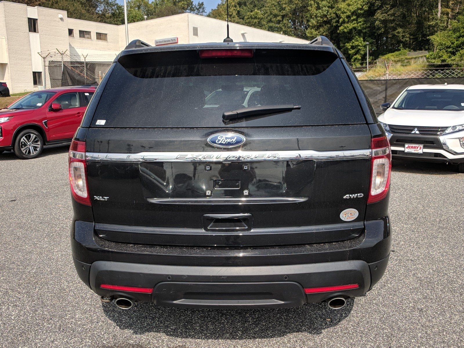 Pre Owned 2015 Ford Explorer Xlt 4wd